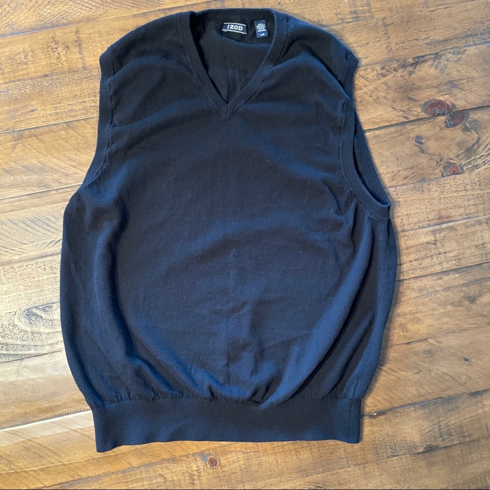 Izod sweater Vest
